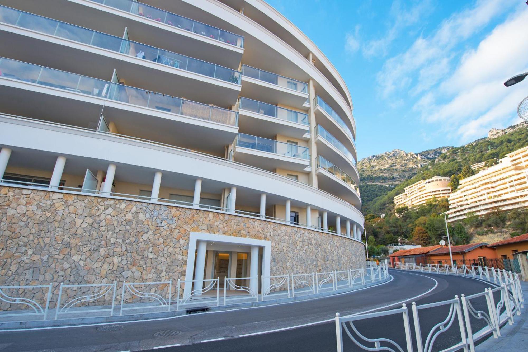 Grande Terrasse - Vue Mer - Parking - Bk Beausoleil Luaran gambar